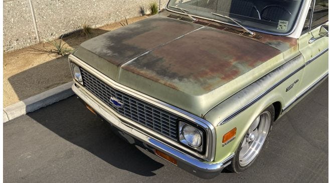 Feature video of a C10 truck with patina finish and restomod enhancements.