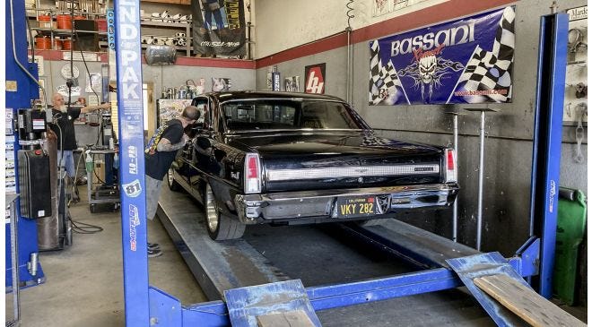 Video showcase of Muffler Man's custom exhaust for 1967 Nova.